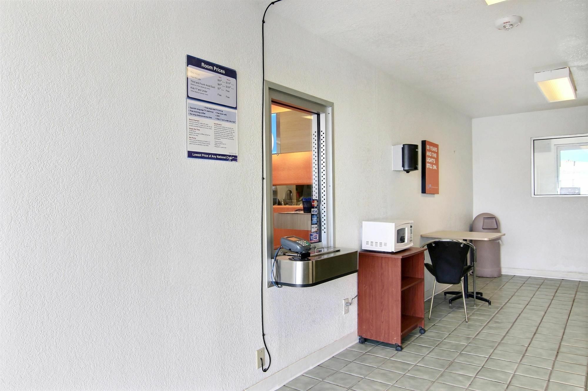 Motel 6-Fort Stockton, Tx Εξωτερικό φωτογραφία