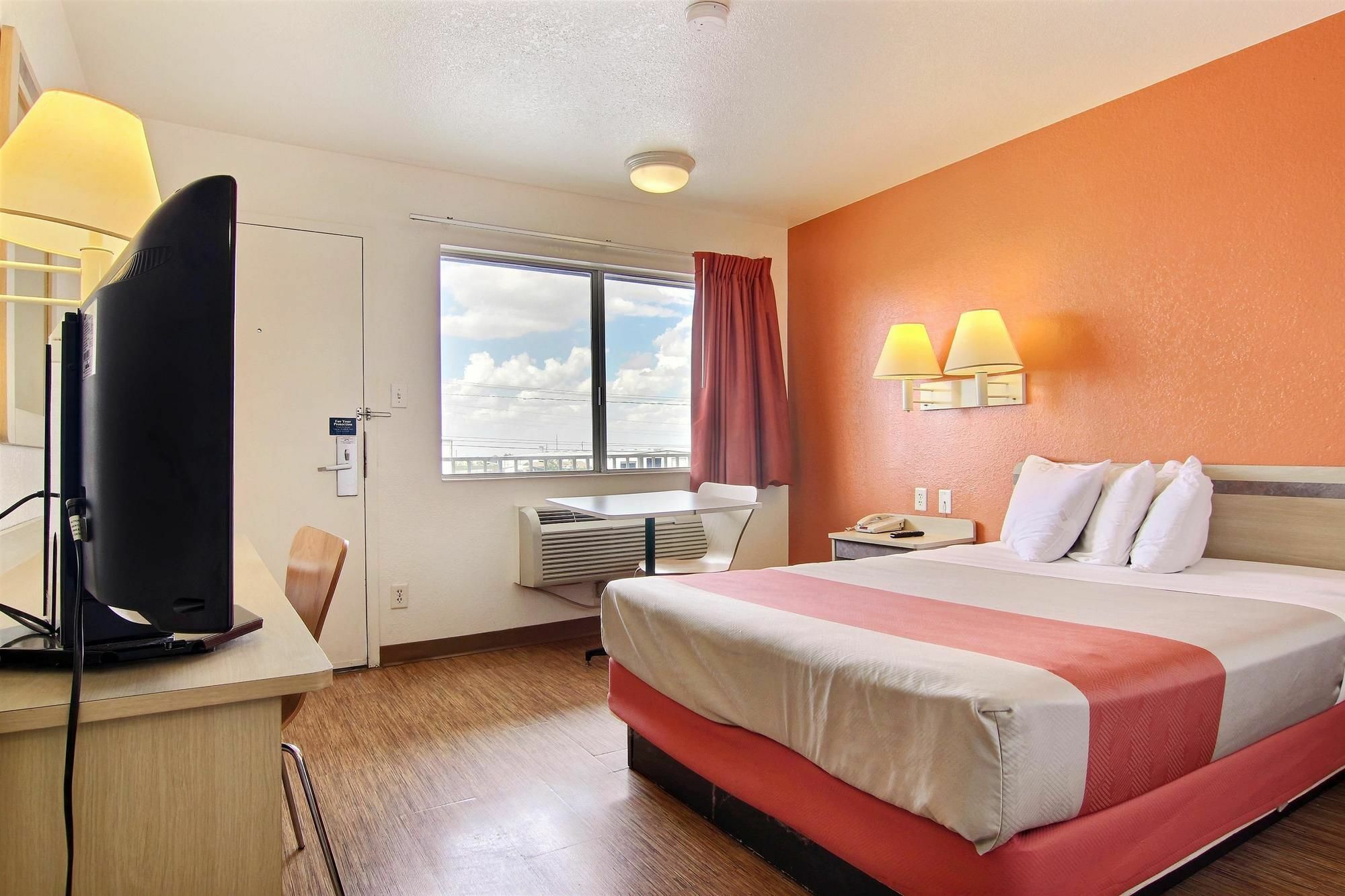 Motel 6-Fort Stockton, Tx Εξωτερικό φωτογραφία