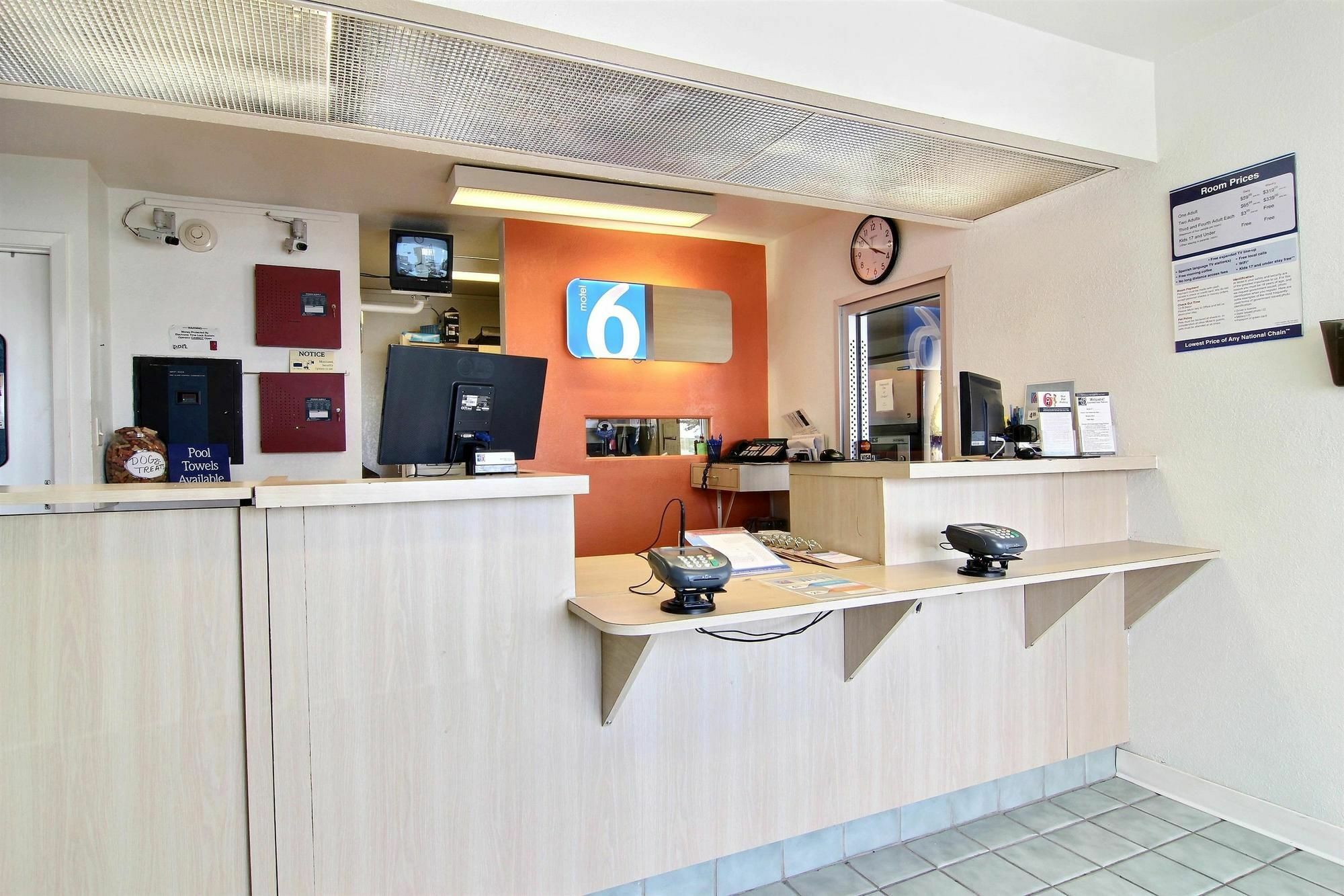 Motel 6-Fort Stockton, Tx Εξωτερικό φωτογραφία