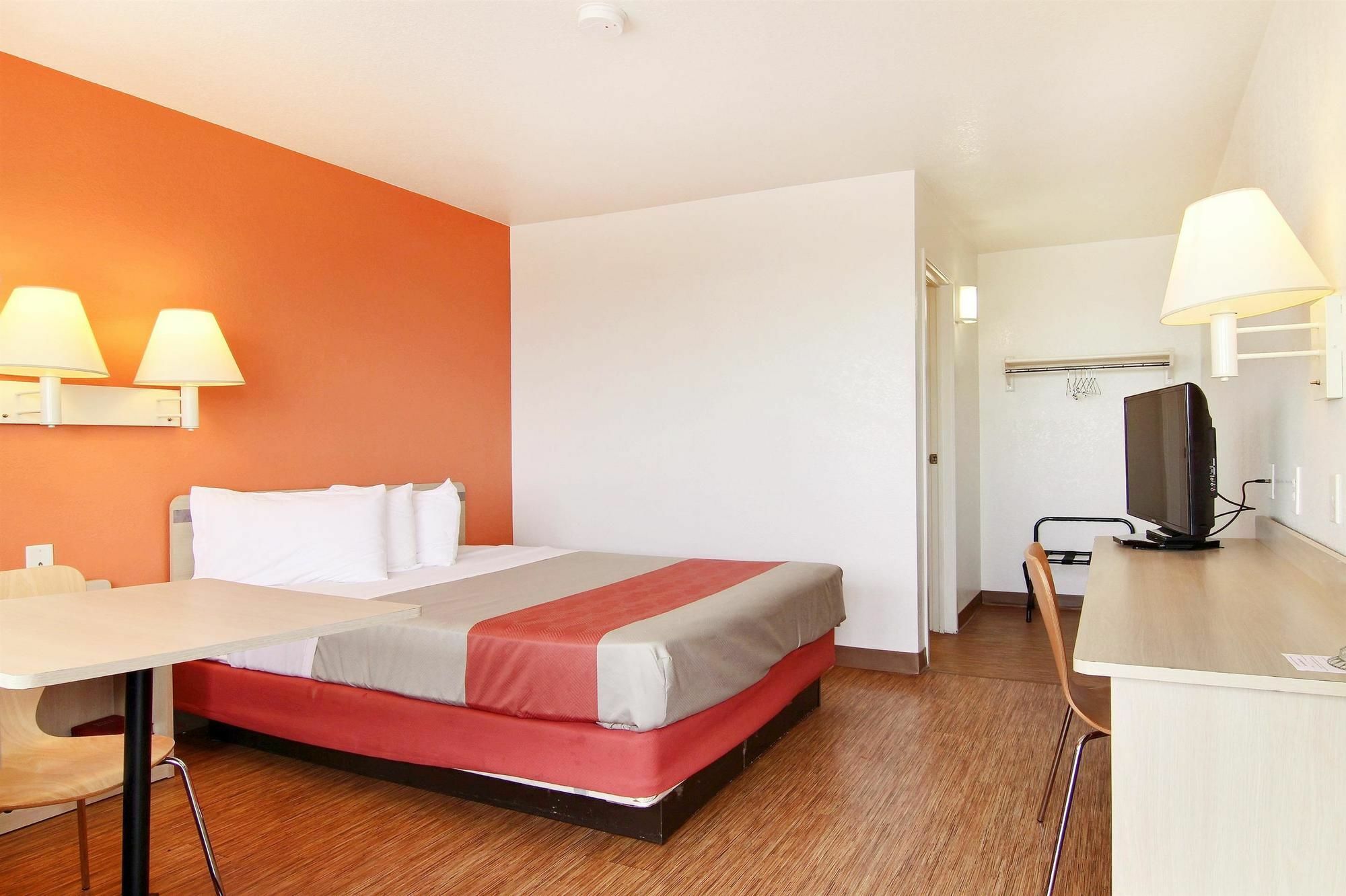 Motel 6-Fort Stockton, Tx Εξωτερικό φωτογραφία